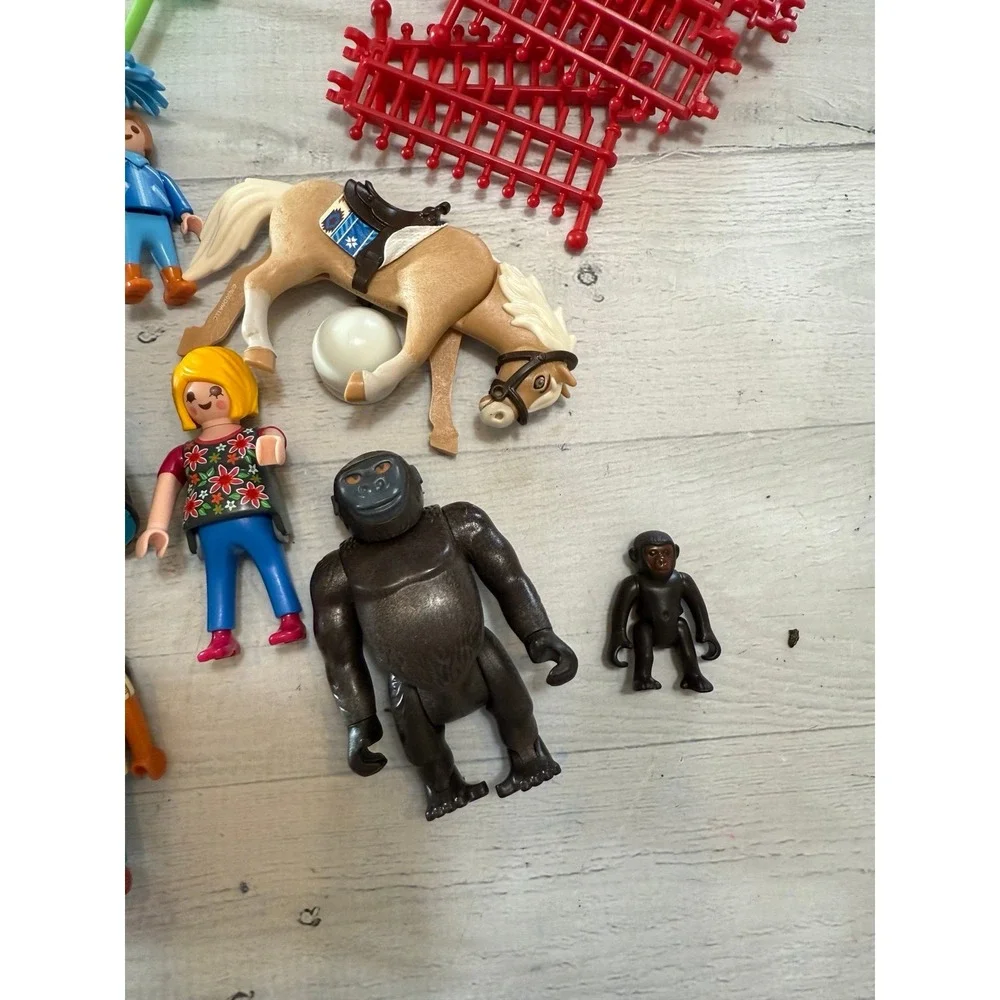 Playmobil lot people
